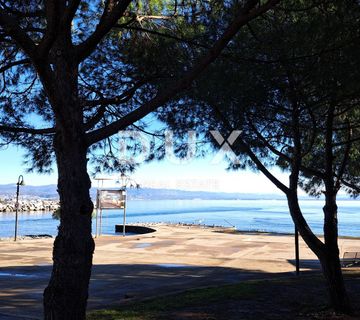 OPATIJA, IČIĆI - Stan 78 m2, drugi red do mora - cover