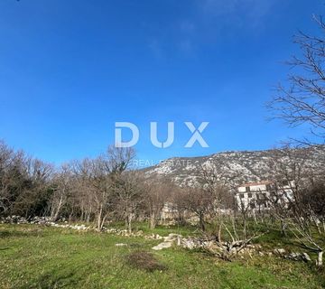 CRIKVENICA, DRIVENIK - kuća 400 m2 s projektom i građevinskom dozvolom za objekt od 1800 m2 - cover