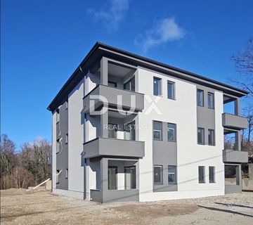 MATULJI, JUŠIĆI, JURDANI- stan prizemlje 62,34 m2 u novogradnji DB+2S s okućnicom - cover