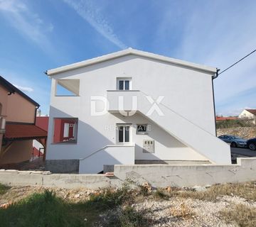 OBROVAC, KRUŠEVO - PRILIKA! Novoizgrađena kuća s 3 apartmana. - cover