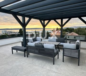 SPLIT, KAŠTEL GOMILICA - Vrhunski penthouse s prekrasnim pogledom na more! - cover