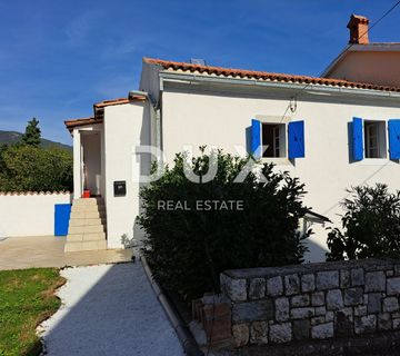 OPATIJA, BRSEČ - novouređeni apartman od 45 m2 s pogledom na more - cover