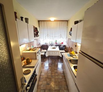 RIJEKA, KOZALA - Dvosobni stan, 63 m2, loggia, nova fasada! - cover