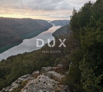 ISTRA,SVETI LOVREČ - Poljoprivredno zemljište s pogledom na more - cover