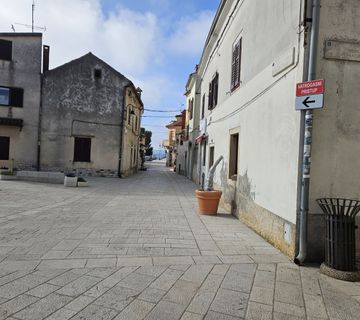ISTRA,FAŽANA-poslovni prostor na prodaju! - cover
