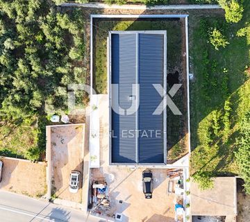 OTOK KRK, BAŠKA (okolica) - Vrhunski stan u novogradnji s okućnicom - cover
