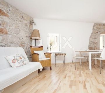 ISTRA, ROVINJ - novouređena kuća u središtu starog grada na najboljoj lokaciji - cover