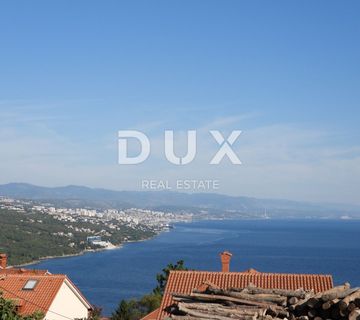 OPATIJA, POBRI - građevinski teren 1063m2 S GRAĐEVINSKOM DOZVOLOM!!! s pogledom na more za apartmane /  obiteljsku villu / kuću za iznajmljivanje - odmor s bazenom - cover