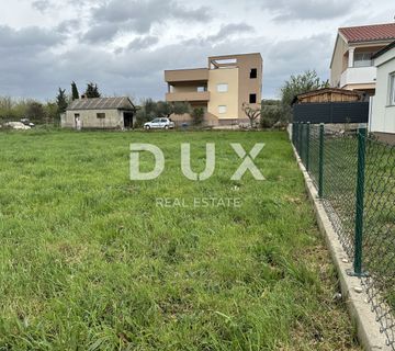 NIN, NINSKI STANOVI - Građevinsko zemljište pravilnog oblika 830m² - cover