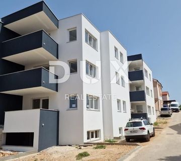 OTOK PAG, MANDRE - apartman u novogradnji 2s+db s pogledom na more - cover