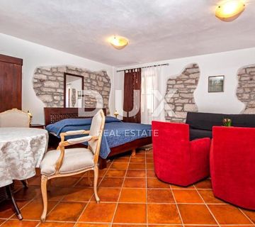 ISTRA, ROVINJ - Lijepi studio na traženoj lokaciji! - cover