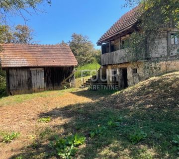 Karlovac, Vukova Gorica - okolica, drveni objekt na parceli 4.115m2 - cover