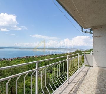 Crikvenica, prostrana kuća s pogledom na more, 309.6m2 - cover