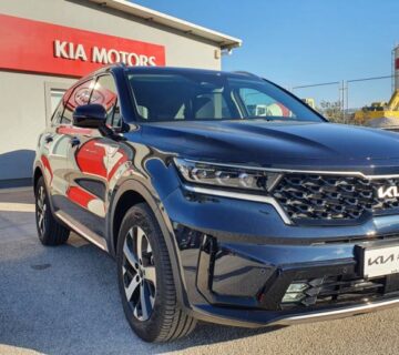 Kia Sorento 2,2 CRDi EX FRESH 8DCT, TESTNO vozilo, dostupan odmah! - cover