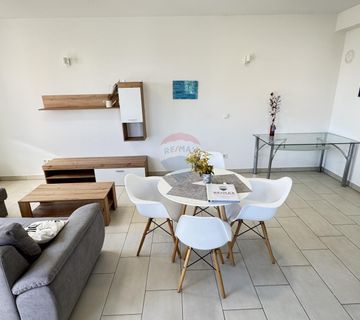 Rijeka, Hosti, dvosoban stan 65m2, parking, okućnica - cover
