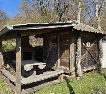 Matulji, Lipa - poljoprivredno zemljište sa kućicom - cover