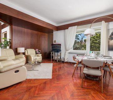 Rijeka, Bulevard, dvosobni stan 81m2, balkon - cover