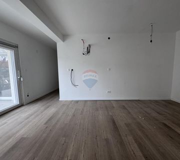 OTOK KRK okolica GRADA KRKA –apartman sa zajedničkim bazenom - cover