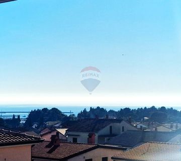 Istra,Novigrad-Dvosobni stan s pogledom na more - cover
