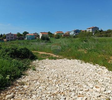 Pula, Loborika, građevinsko zemljište 967 m2 - cover