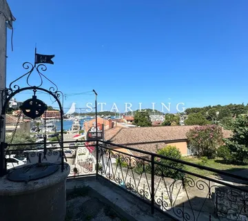PRODAJA, KUĆA, VRSAR, 260 M2 - cover