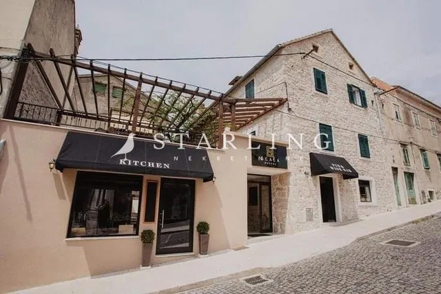PRODAJA, KUĆA, POSLOVNI PROSTOR, ŠIBENIK, 388 m2 - cover