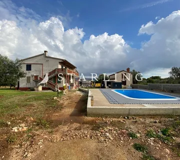 EKSKLUZIVNA PRODAJA, KUĆA, RAKALJ, 3.000 M2 - cover