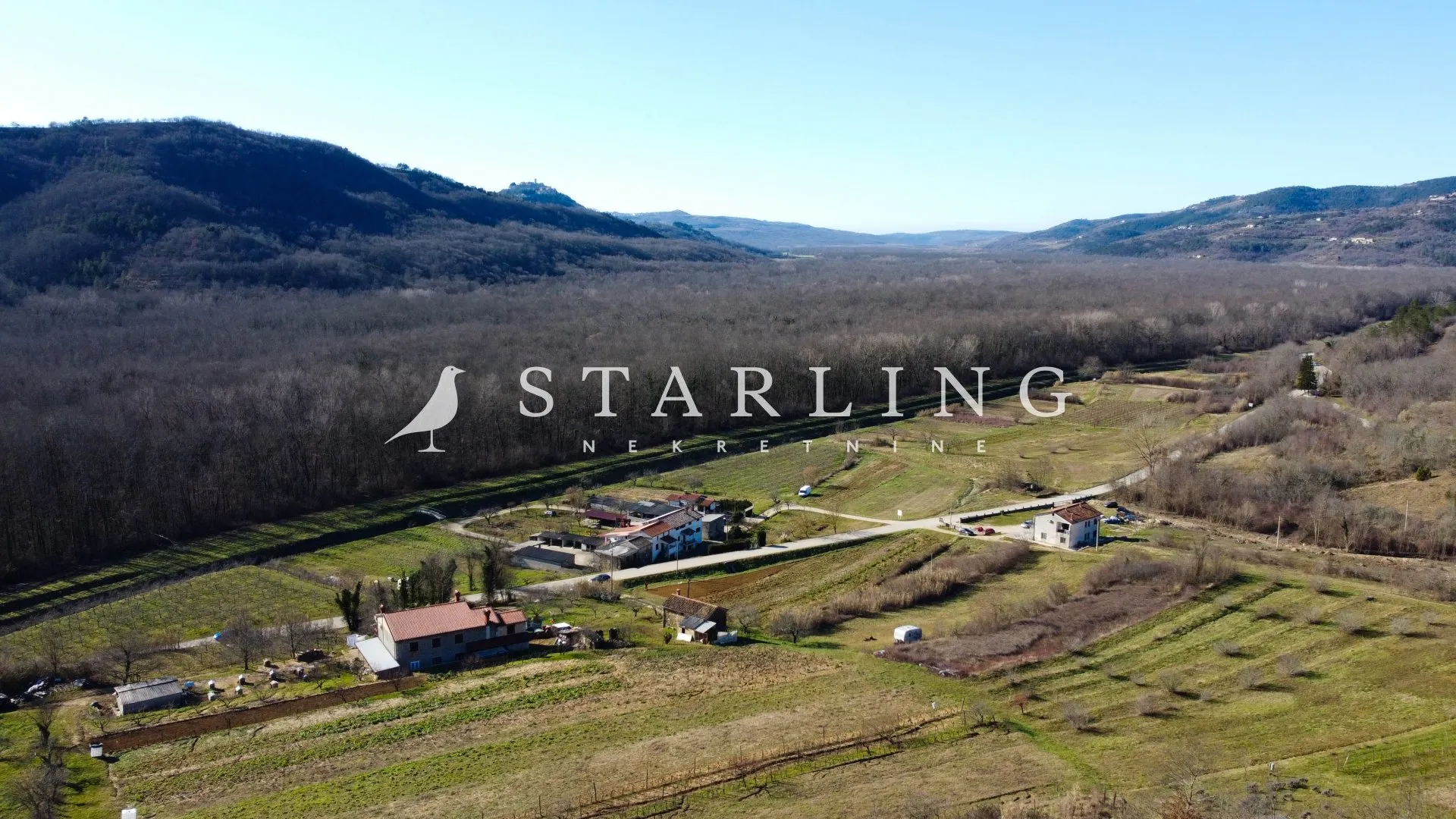 GRAĐEVINSKO ZEMLJIŠTE, PRODAJA, JEZERO BUTONIGA, 2380 m2 - cover