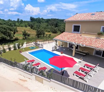 VILA S BAZENOM, PRODAJA, JURŠIĆI, 220 m2 - cover