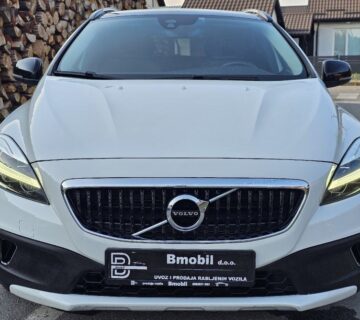 Volvo V40 Cross Country D2 Automatic,OVERSTA EDITION,LEASING,JAMSTVO - cover