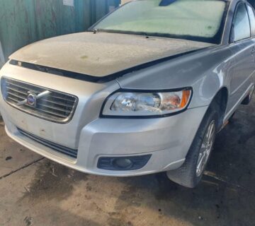 Volvo V50 2,0 D - cover