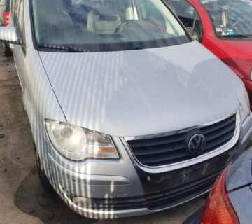 VW Touran 1,9 TDI - cover
