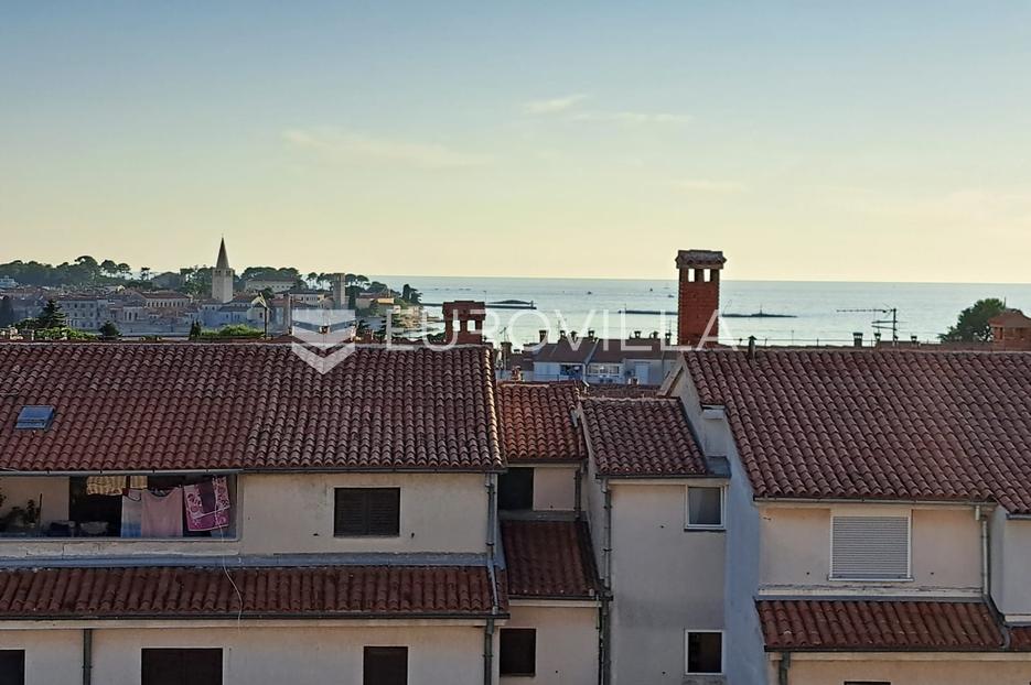 Istra, Poreč - trosoban stan sa panoramskim pogledom udaljen 300 m od mora - cover