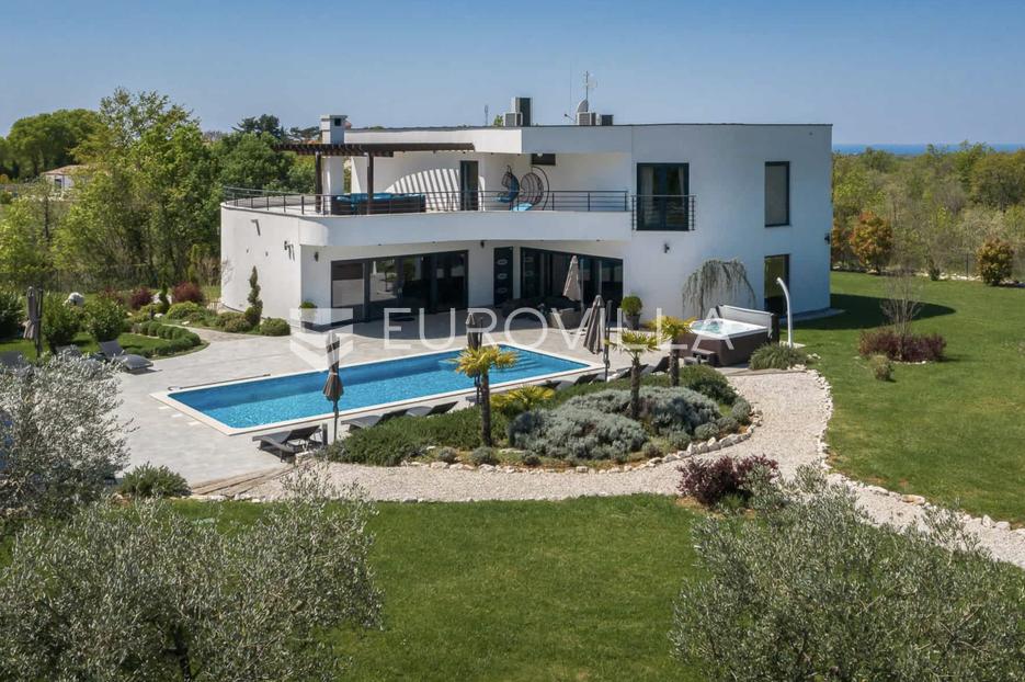 Istra, Svetvinčenat, jedinstvena vila s pogledom na more i Brijune - cover