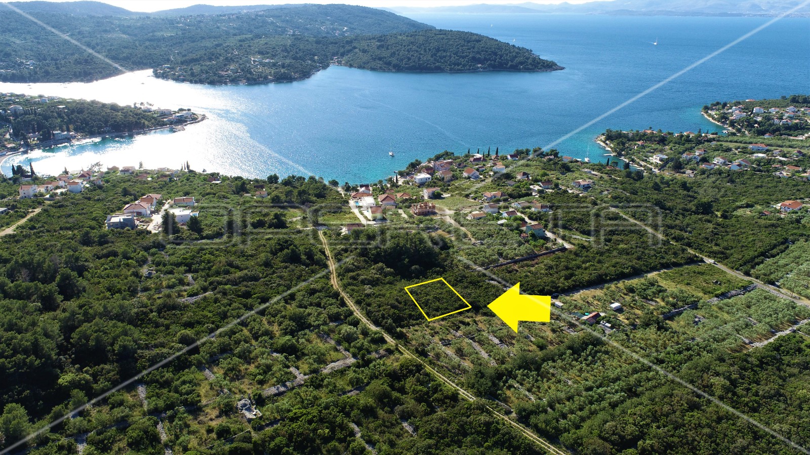 Šolta, Nečujam, 932,00 m2, 111.840,00 EUR - cover